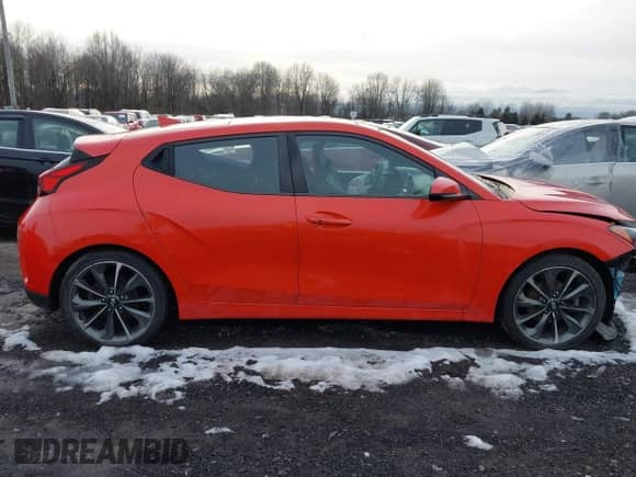2019 Hyundai Veloster 2.0 с VIN KMHTG6AF6KU005046, выставлен на аукционе IAAI как лот 41073491 с пробегом 31 490 миль миль и . История ставок и продаж доступна на DreamBid. Изображение 13.