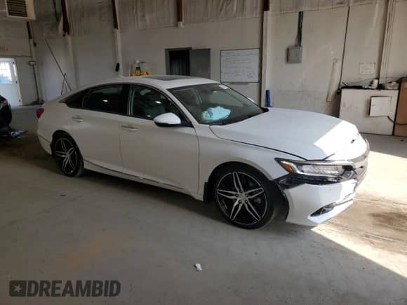 2021 Honda Accord Touring z VIN 1HGCV2F95MA011805, wystawiony jako Copart lot #67601195 z przebiegiem 46 883 mil mil oraz Szkoda całkowita • Salvage title. Historia ofert i sprzedaży dostępna na DreamBid. Obrazek 4.