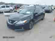 2016 Nissan Altima SR z VIN 1N4AL3APXGC193281, wystawiony jako IAAI lot #42414764 z przebiegiem 135 204 mil mil oraz . Historia ofert i sprzedaży dostępna na DreamBid. Obrazek 2.