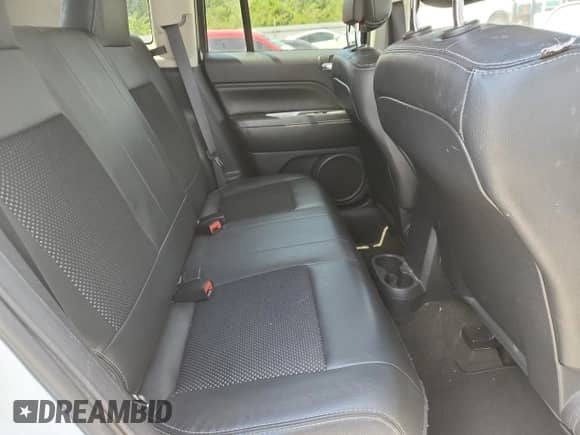 2017 Jeep Compass High Altitude z VIN 1C4NJDEB2HD191736, wystawiony jako Copart lot #68525825 z przebiegiem 132 856 mil mil oraz Szkoda całkowita • Salvage title. Historia ofert i sprzedaży dostępna na DreamBid. Obrazek 11.