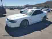 1998 Ford Mustang GT z VIN 1FAFP42X9WF179805, wystawiony jako Copart lot #82494395 z przebiegiem 142 724 mil mil oraz Szkoda całkowita • Salvage title. Historia ofert i sprzedaży dostępna na DreamBid. Obrazek 1.