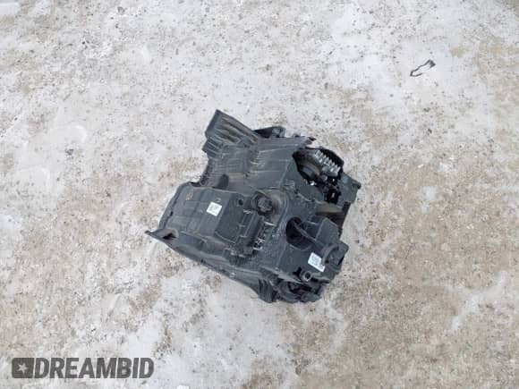 2022 Chevrolet Silverado 1500 LTZ с VIN 1GCUDGED1NZ501007, выставлен на аукционе IAAI как лот 41405669 с пробегом 81 930 миль миль и . История ставок и продаж доступна на DreamBid. Изображение 12.