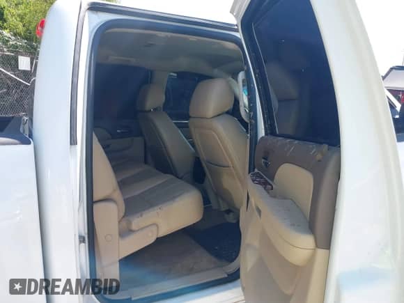 2010 Chevrolet Silverado 1500 LTZ with VIN 3GCRKTE38AG197423, listed as a IAAI auction lot 42579192 with 281,114 mi miles and . Bid and sale history available at DreamBid. Image 8.