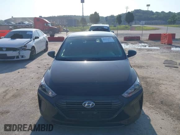 2018 Hyundai Ioniq Blue z VIN KMHC65LC3JU092029, wystawiony jako IAAI lot #42975806 z przebiegiem 73 934 mil mil oraz . Historia ofert i sprzedaży dostępna na DreamBid. Obrazek 12.