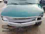 1998 Chevrolet Astro с VIN 1GBEL19W2WB183686, выставлен на аукционе Copart как лот 84273164 с пробегом Не указан миль и Списание • Salvage title. История ставок и продаж доступна на DreamBid. Изображение 12.