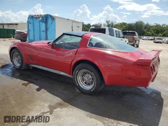 1981 Chevrolet Corvette с VIN 1G1AY8766BS417306, выставлен на аукционе Copart как лот 61727444 с пробегом 90 101 миль миль и Списание • Salvage title. История ставок и продаж доступна на DreamBid. Изображение 2.