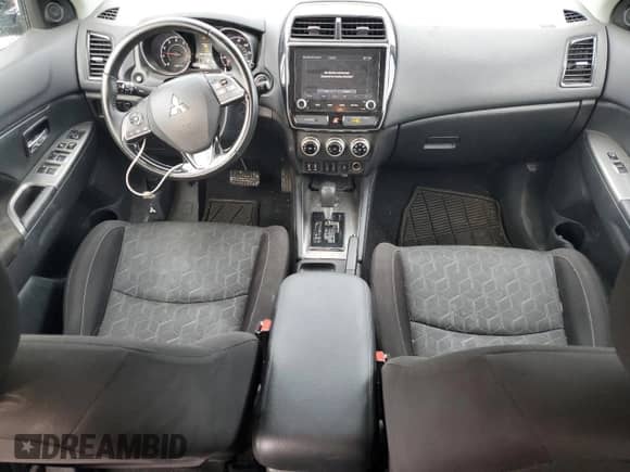 2020 Mitsubishi Outlander ES с VIN JA4AR3AU4LU021339, выставлен на аукционе Copart как лот 82065545 с пробегом 95 626 миль миль и Списание • Salvage title. История ставок и продаж доступна на DreamBid. Изображение 8.