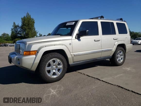 2008 Jeep Commander Limited z VIN 1J8HG58208C182836, wystawiony jako Copart lot #64780585 z przebiegiem 134 617 mil mil oraz Szkoda całkowita • Salvage title. Historia ofert i sprzedaży dostępna na DreamBid. Obrazek 1.