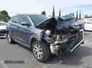 2019 Hyundai Tucson SE z VIN KM8J23A49KU969885, wystawiony jako IAAI lot #43230165 z przebiegiem 165 610 mil mil oraz . Historia ofert i sprzedaży dostępna na DreamBid. Obrazek 1.