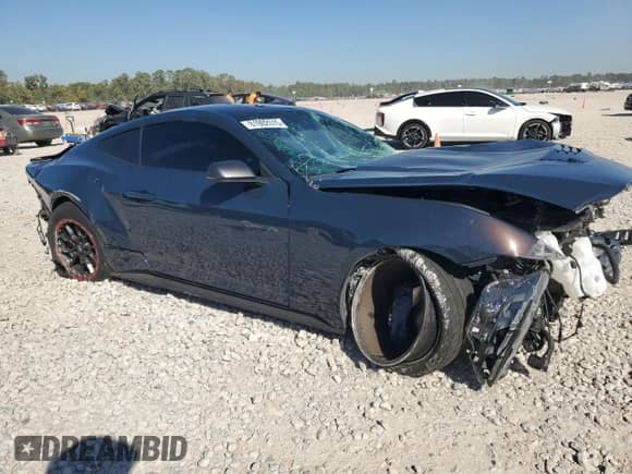 2024 Ford Mustang Dark Horse with VIN 1FA6P8R01R5502075, listed as a Copart auction lot 81902315 with 21,402 mi miles and Salvage title. Bid and sale history available at DreamBid. Image 4.