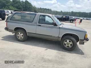 1991 Chevrolet Blazer z VIN 1GNCT18ZXM8187209, wystawiony jako Copart lot #65434985 z przebiegiem 128 662 mil mil oraz Szkoda całkowita • Salvage title. Historia ofert i sprzedaży dostępna na DreamBid. Obrazek 4.
