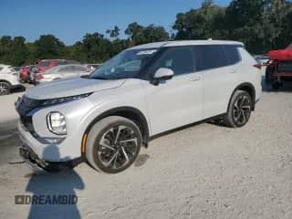 2023 Mitsubishi Outlander SE with VIN JA4J3UA82PZ022024, listed as a Copart auction lot 81185475 with 28,638 mi miles and Salvage title. Bid and sale history available at DreamBid. Image 1.