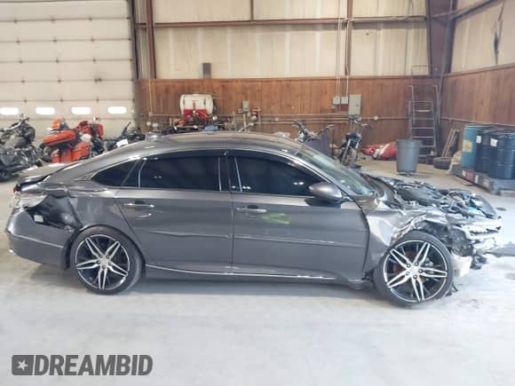 2022 Honda Accord Touring with VIN 1HGCV2F96NA007392, listed as a IAAI auction lot 43169966 with 36,642 mi miles and . Bid and sale history available at DreamBid. Image 13.