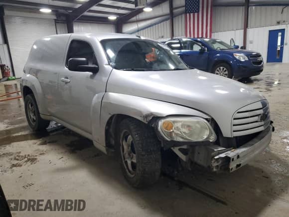 2009 Chevrolet HHR LS z VIN 3GCCA85B39S595841, wystawiony jako Copart lot #61580525 z przebiegiem 214 586 mil mil oraz Szkoda całkowita • Salvage title. Historia ofert i sprzedaży dostępna na DreamBid. Obrazek 4.