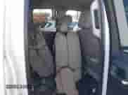2019 Chevrolet Silverado 2500HD z VIN 2GB2KREG7K1219823, wystawiony jako IAAI lot #41363048 z przebiegiem 256 734 mil mil oraz . Historia ofert i sprzedaży dostępna na DreamBid. Obrazek 8.