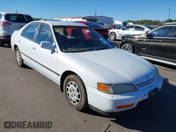 1994 Honda Accord LX с VIN 1HGCD5635RA129215, выставлен на аукционе IAAI как лот 43467262 с пробегом 214 151 миль миль и . История ставок и продаж доступна на DreamBid. Изображение 1.