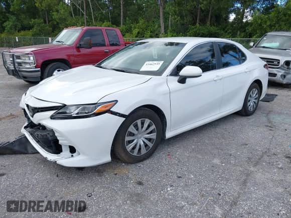 2018 Toyota Camry SE с VIN 4T1B11HKXJU610978, выставлен на аукционе IAAI как лот 43462535 с пробегом 33 087 миль миль и . История ставок и продаж доступна на DreamBid. Изображение 17.