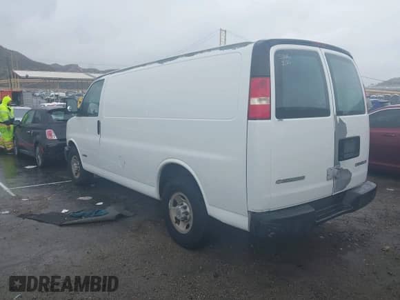 2003 Chevrolet Express Cargo с VIN 1GCGG25U231104716, выставлен на аукционе IAAI как лот 41729118 с пробегом Не указан миль и . История ставок и продаж доступна на DreamBid. Изображение 3.