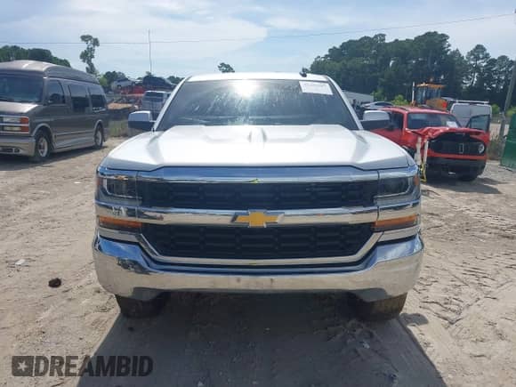 2019 Chevrolet Silverado 1500 LT with VIN 2GCRCPEC9K1149587, listed as a IAAI auction lot 42709087 with Not provided miles and . Bid and sale history available at DreamBid. Image 12.