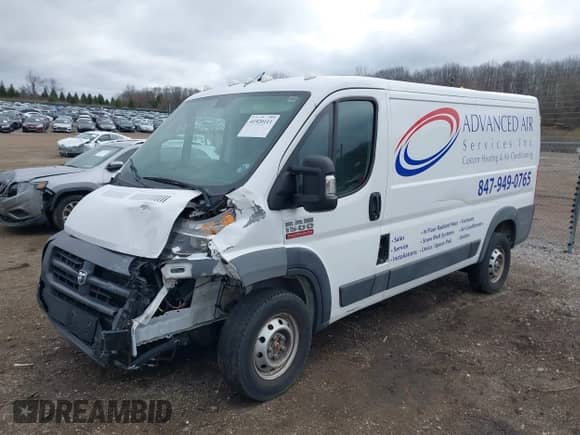 2018 Ram ProMaster Cargo with VIN 3C6TRVAG1JE105819, listed as a IAAI auction lot 41920111 with 185,025 mi miles and . Bid and sale history available at DreamBid. Image 17.