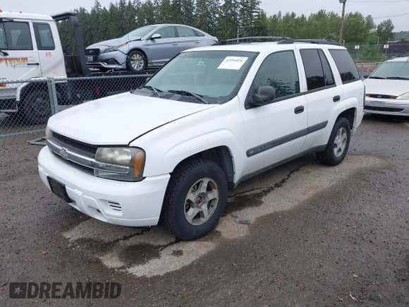 2004 Chevrolet TrailBlazer LT с VIN 1GNDT13S742293344, выставлен на аукционе IAAI как лот 42994026 с пробегом 177 748 миль миль и . История ставок и продаж доступна на DreamBid. Изображение 2.