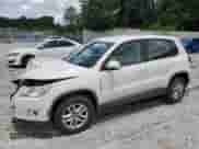 2011 Volkswagen Tiguan SE with VIN WVGAV7AX3BW526533, listed as a Copart auction lot 60608925 with 155,748 mi miles and Salvage title. Bid and sale history available at DreamBid. Image 1.