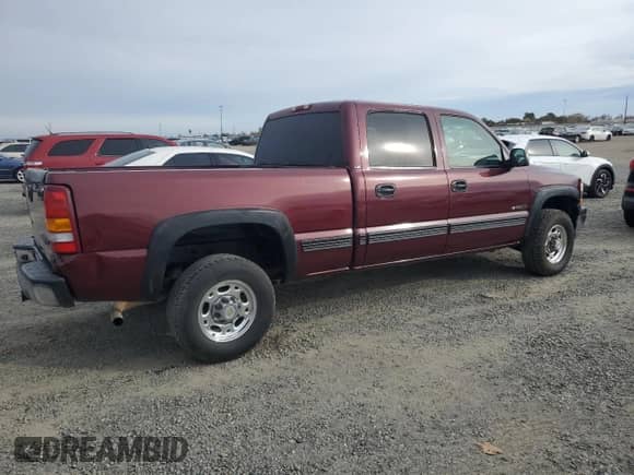 2002 Chevrolet Silverado 1500HD LS z VIN 1GCGC13UX2F145394, wystawiony jako Copart lot #81768014 z przebiegiem 85 322 mil mil oraz Czysty tytuł • Clean title. Historia ofert i sprzedaży dostępna na DreamBid. Obrazek 3.