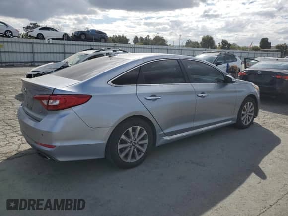 2017 Hyundai Sonata Sport с VIN 5NPE34AF5HH512942, выставлен на аукционе Copart как лот 82357385 с пробегом 72 725 миль миль и Списание • Salvage title. История ставок и продаж доступна на DreamBid. Изображение 3.