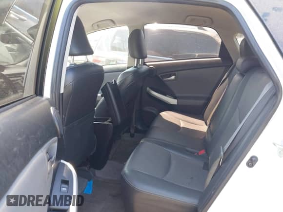 2015 Toyota Prius Four z VIN JTDKN3DU2F0449004, wystawiony jako IAAI lot #42930499 z przebiegiem 132 667 mil mil oraz . Historia ofert i sprzedaży dostępna na DreamBid. Obrazek 8.