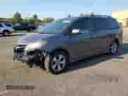 2019 Toyota Sienna LE Auto Access Seat with VIN 5TDKZ3DC2KS981646, listed as a Copart auction lot 68524705 with 113,673 mi miles and Salvage title. Bid and sale history available at DreamBid. Image 1.