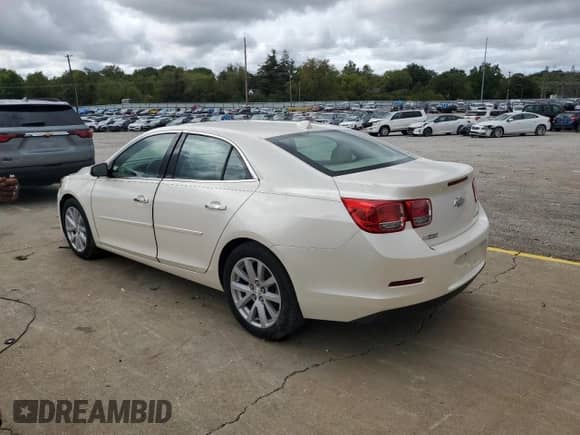 2013 Chevrolet Malibu LT with VIN 1G11E5SAXDF200646, listed as a Copart auction lot 82151215 with 138,403 mi miles and Salvage title. Bid and sale history available at DreamBid. Image 2.