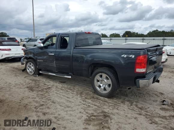 2010 GMC Sierra 1500 SLE с VIN 1GTSKVE32AZ195339, выставлен на аукционе Copart как лот 81799645 с пробегом Не указан миль и Чистый • Clean title. История ставок и продаж доступна на DreamBid. Изображение 2.