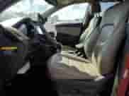 2014 Hyundai Santa Fe с VIN 5XYZU3LB7EG174384, выставлен на аукционе Copart как лот 70334355 с пробегом 234 836 миль миль и Списание • Salvage title. История ставок и продаж доступна на DreamBid. Изображение 7.