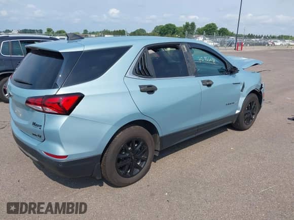 2022 Chevrolet Equinox LT z VIN 2GNAXUEV0N6135206, wystawiony jako IAAI lot #42955698 z przebiegiem 60 627 mil mil oraz . Historia ofert i sprzedaży dostępna na DreamBid. Obrazek 4.