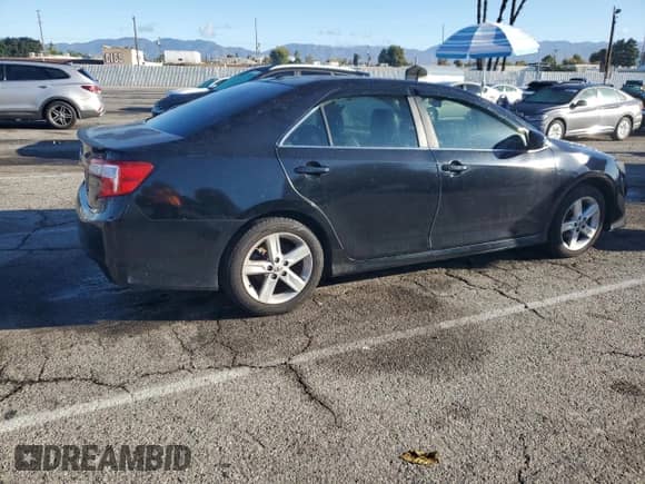 2012 Toyota Camry SE с VIN 4T1BF1FK3CU576082, выставлен на аукционе Copart как лот 82427165 с пробегом 185 444 миль миль и Списание • Salvage title. История ставок и продаж доступна на DreamBid. Изображение 3.