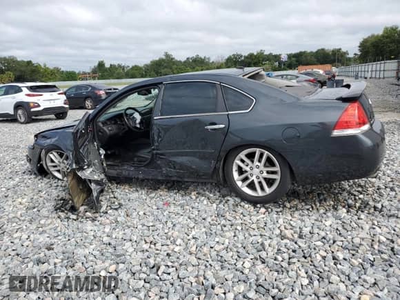 2013 Chevrolet Impala LTZ z VIN 2G1WC5E3XD1175652, wystawiony jako Copart lot #84699035 z przebiegiem 134 389 mil mil oraz Szkoda całkowita • Salvage title. Historia ofert i sprzedaży dostępna na DreamBid. Obrazek 2.