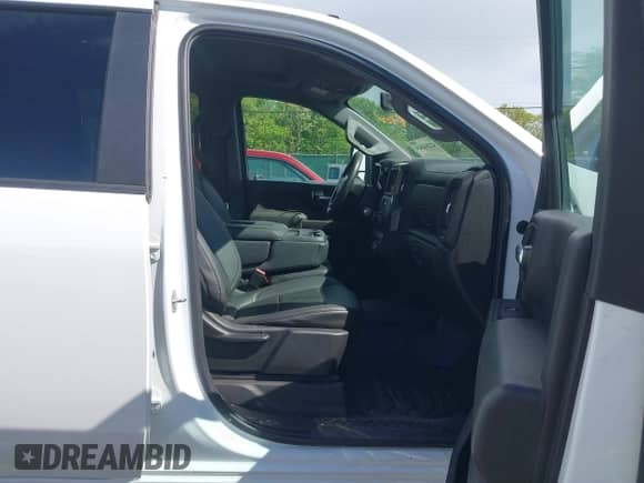 2020 Chevrolet Silverado 2500HD Work Truck z VIN 1GC1YLE78LF120019, wystawiony jako IAAI lot #42264849 z przebiegiem 61 366 mil mil oraz . Historia ofert i sprzedaży dostępna na DreamBid. Obrazek 5.