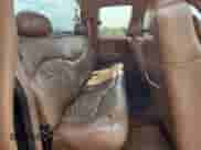 1999 Chevrolet Silverado 2500 LT с VIN 1GCGK29U1XE154966, выставлен на аукционе Copart как лот 70060595 с пробегом 319 644 миль миль и Списание • Salvage title. История ставок и продаж доступна на DreamBid. Изображение 10.