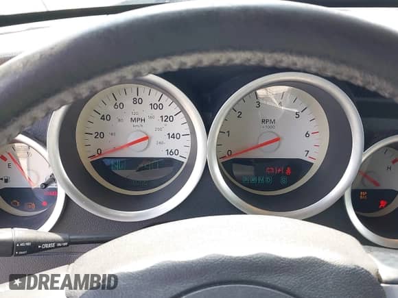 2005 Dodge Magnum RT with VIN 2D4GV58285H652826, listed as a IAAI auction lot 42283771 with 70,205 mi miles and . Bid and sale history available at DreamBid. Image 7.