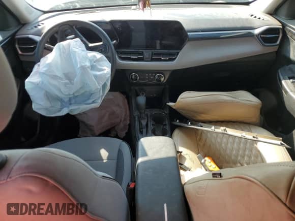 2025 Chevrolet TrailBlazer LS с VIN KL79MMSP7SB083394, выставлен на аукционе Copart как лот 80487185 с пробегом Не указан миль и Списание • Salvage title. История ставок и продаж доступна на DreamBid. Изображение 8.