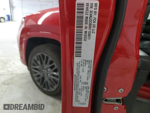 2022 Jeep Compass (RED) Edition with VIN 3C4NJDCB8NT134871, listed as a Copart auction lot 80276135 with 34,110 mi miles and Salvage title. Bid and sale history available at DreamBid. Image 13.