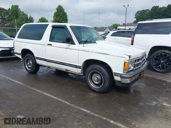 1994 Chevrolet Blazer LS с VIN 1GNCS18WXR0107454, выставлен на аукционе IAAI как лот 42417189 с пробегом 250 229 миль миль и . История ставок и продаж доступна на DreamBid. Изображение 1.