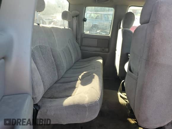 2000 Chevrolet Silverado 1500 LS z VIN 2GCEC19T9Y1249882, wystawiony jako Copart lot #84471475 z przebiegiem 213 077 mil mil oraz Szkoda całkowita • Salvage title. Historia ofert i sprzedaży dostępna na DreamBid. Obrazek 10.