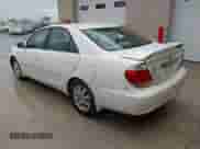 2006 Toyota Camry STD z VIN 4T1BE32KX6U719246, wystawiony jako IAAI lot #42497685 z przebiegiem 270 399 mil mil oraz . Historia ofert i sprzedaży dostępna na DreamBid. Obrazek 3.