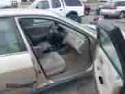 2000 Honda Accord LX z VIN 1HGCG564XYA051304, wystawiony jako IAAI lot #43186943 z przebiegiem Nie podano mil oraz . Historia ofert i sprzedaży dostępna na DreamBid. Obrazek 5.