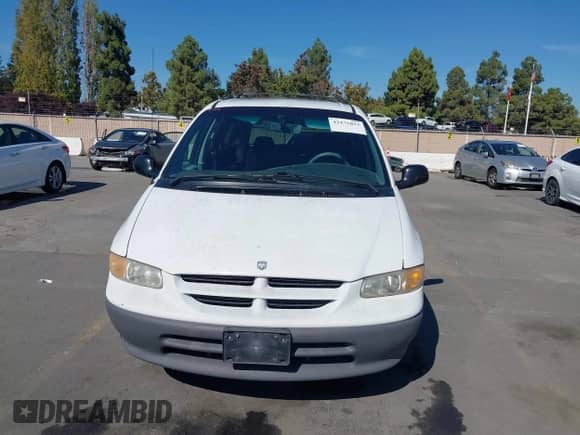 1997 Dodge Caravan SE with VIN 2B4GP44R3VR260414, listed as a IAAI auction lot 43475033 with 143,820 mi miles and . Bid and sale history available at DreamBid. Image 12.
