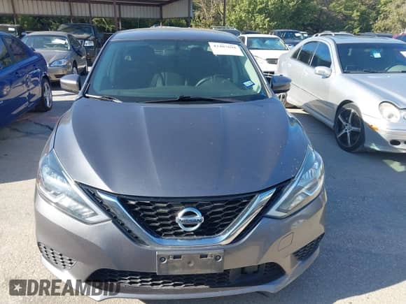 2019 Nissan Sentra SV z VIN 3N1AB7AP9KY321212, wystawiony jako IAAI lot #43487698 z przebiegiem 186 743 mil mil oraz . Historia ofert i sprzedaży dostępna na DreamBid. Obrazek 6.