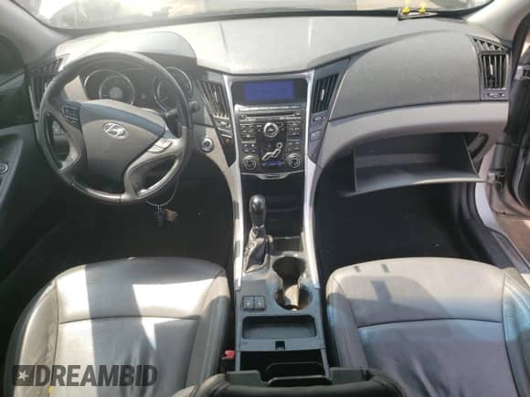 2011 Hyundai Sonata Limited z VIN 5NPEC4AC5BH004404, wystawiony jako Copart lot #60667215 z przebiegiem 171 032 mil mil oraz Szkoda całkowita • Salvage title. Historia ofert i sprzedaży dostępna na DreamBid. Obrazek 8.
