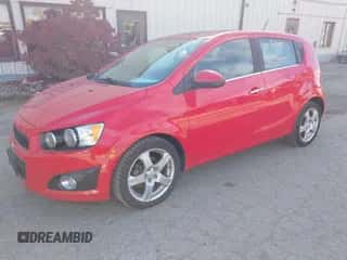 2015 Chevrolet Sonic LTZ с VIN 1G1JE6SB5F4130115, выставлен на аукционе IAAI как лот 43557075 с пробегом 139 982 миль миль и . История ставок и продаж доступна на DreamBid. Изображение 2.