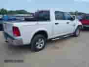 2014 Ram 1500 Big Horn z VIN 1C6RR7LG9ES399864, wystawiony jako IAAI lot #42800297 z przebiegiem 149 119 mil mil oraz . Historia ofert i sprzedaży dostępna na DreamBid. Obrazek 4.